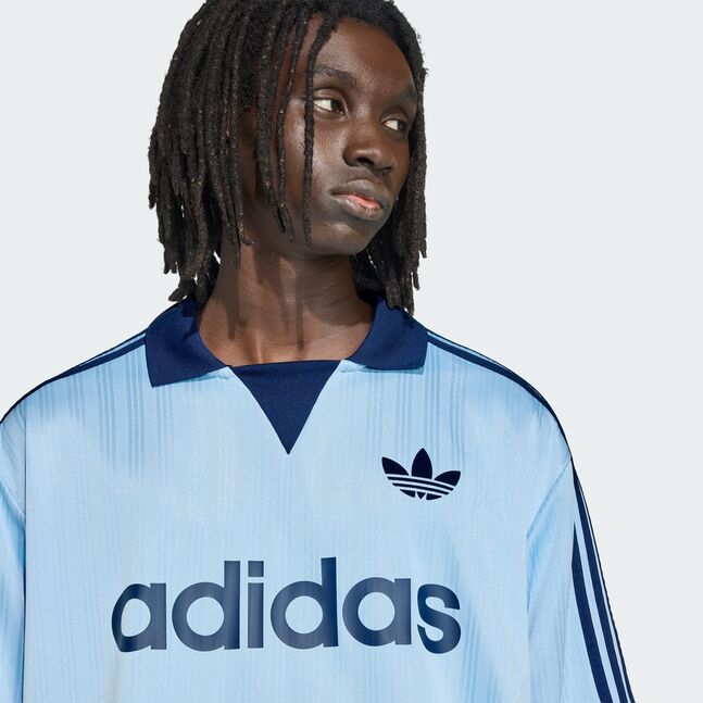 COLLARED GOALIE CLESKY