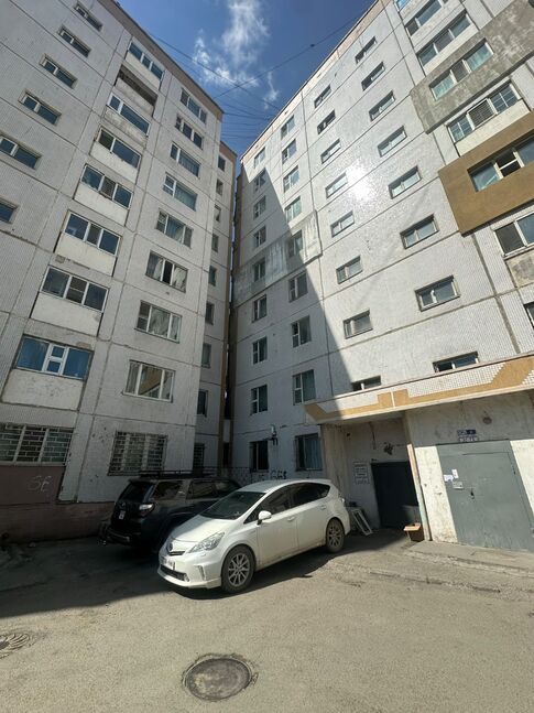 Сансарт тавилгатай 2 өрөө