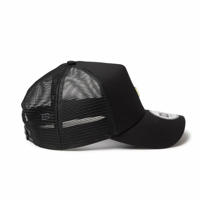 940AFTR METAL FLAG BLK 261 INTL