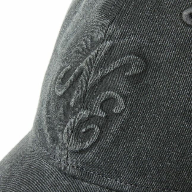 920 CLNE EMBOSS LOGO BLK INTL