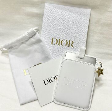 Dior утасны ард наадаг card holder & mirror