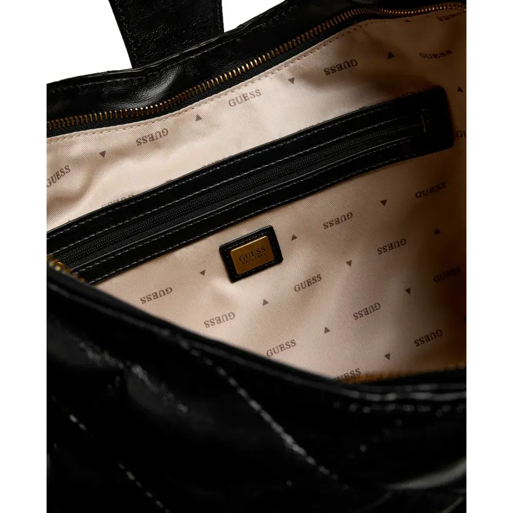 CAMDEN SHOULDER BAG