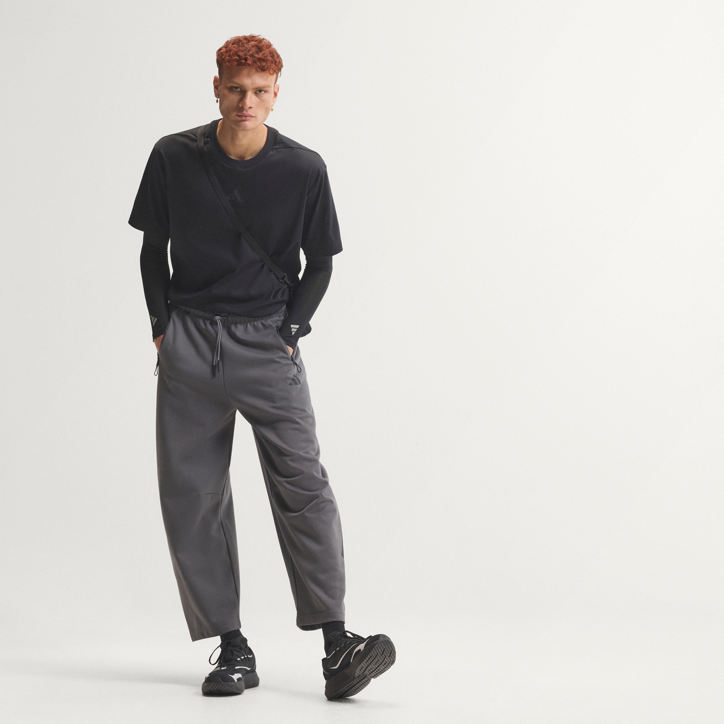 M Z.N.E. TEE LO BLACK