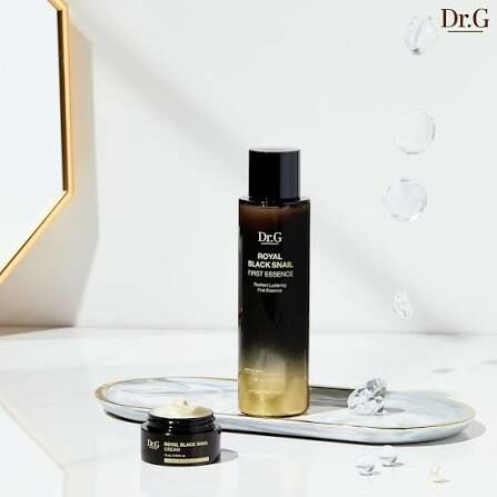 DR.G ROYAL BLACK SNAIL FIRST ESSENCE