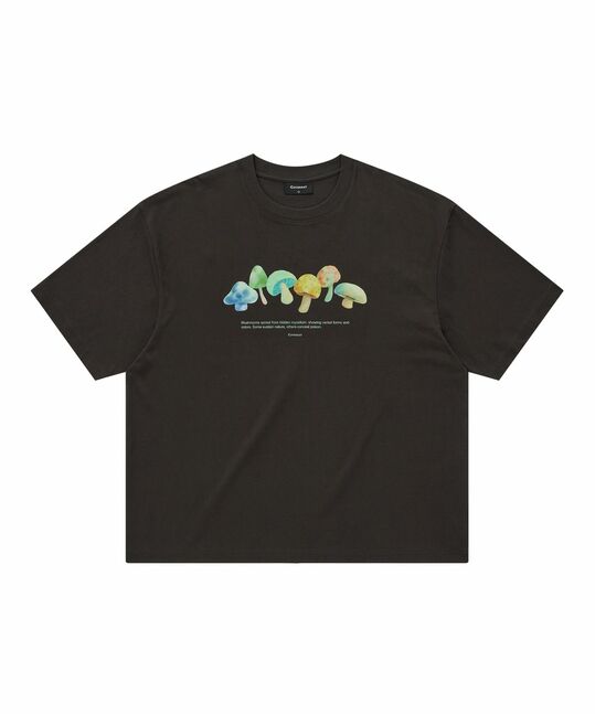 MUSHROOM GRAPHIC T-SHIRT