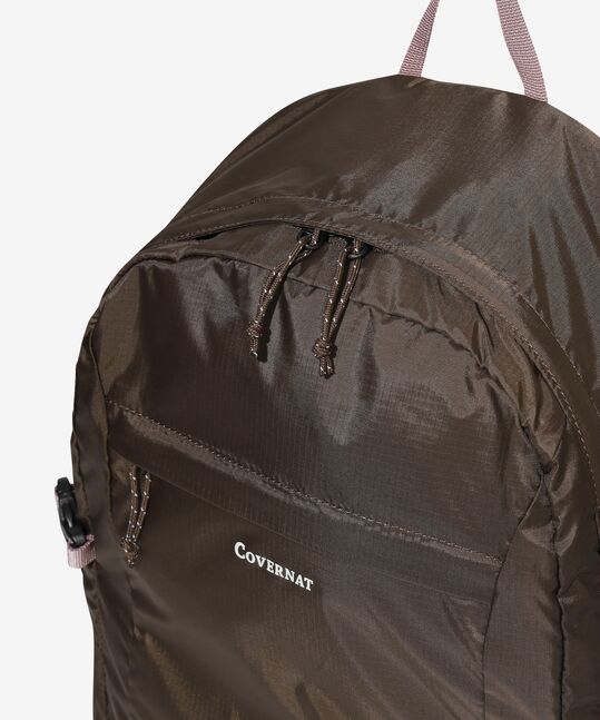 LIGHTWEIGHT BACKPACK