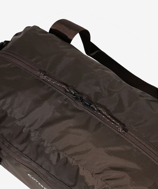 LIGHTWEIGHT DUFFEL BAG