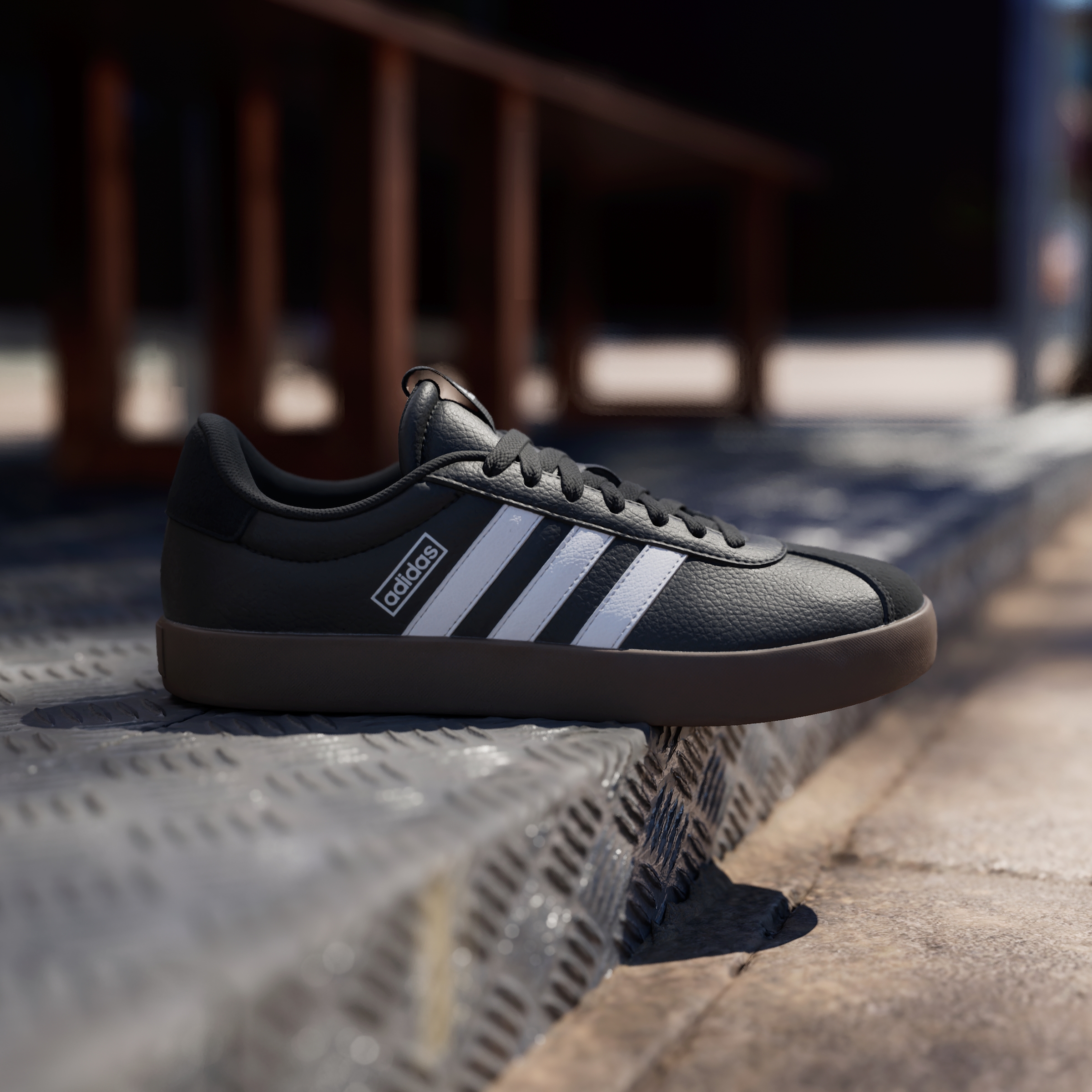 VL COURT 3.0 CBLACK/FTWWHT/GUM5