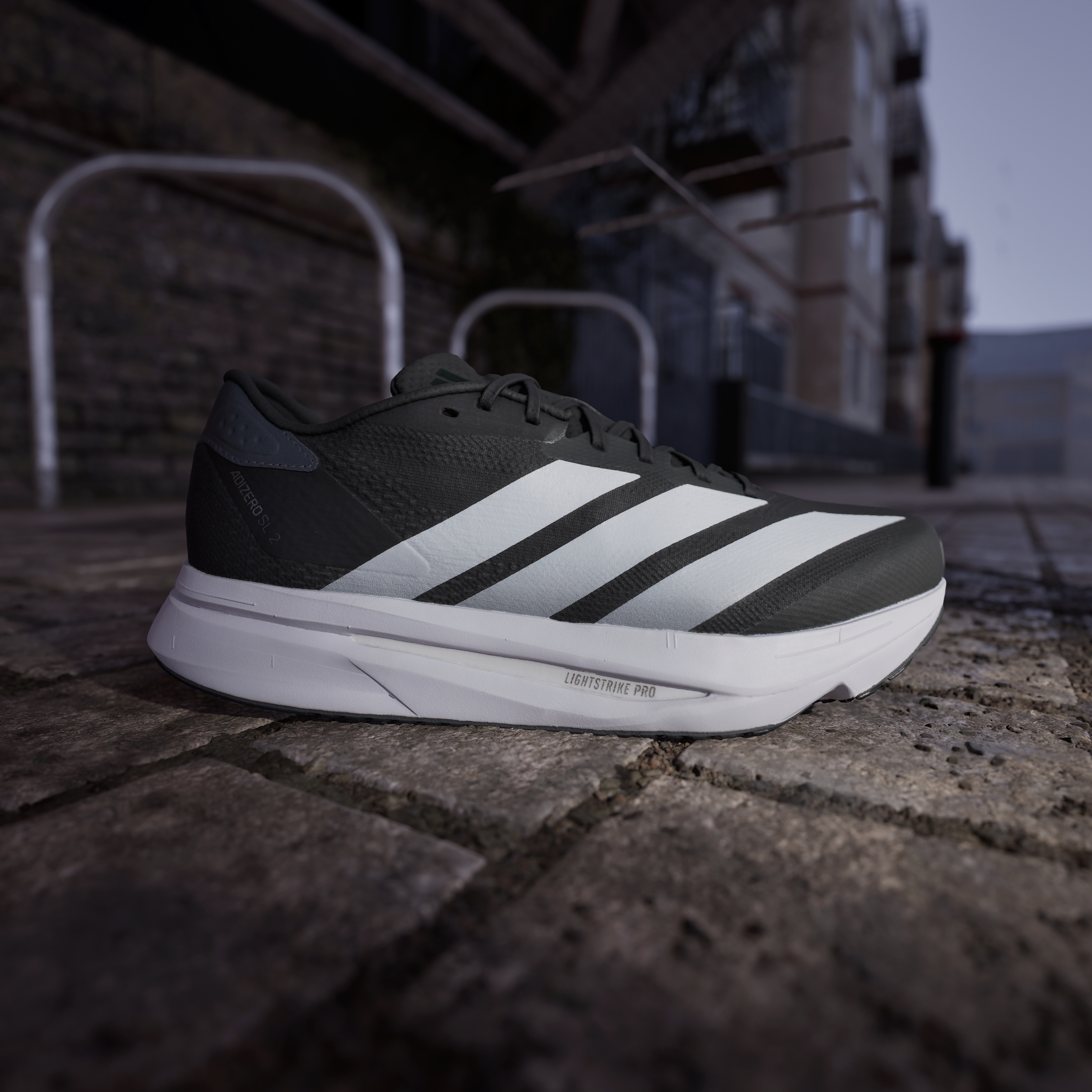 ADIZERO SL2 M WIDE CBLACK/FTWWHT/GREFIV