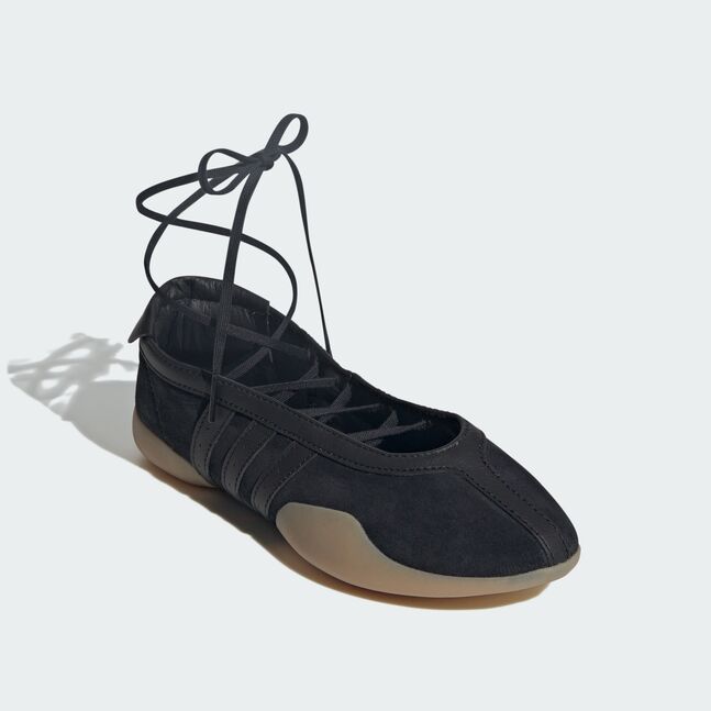 TAEKWONDO MEI BALLE CBLACK/FTWWHT/GUM3