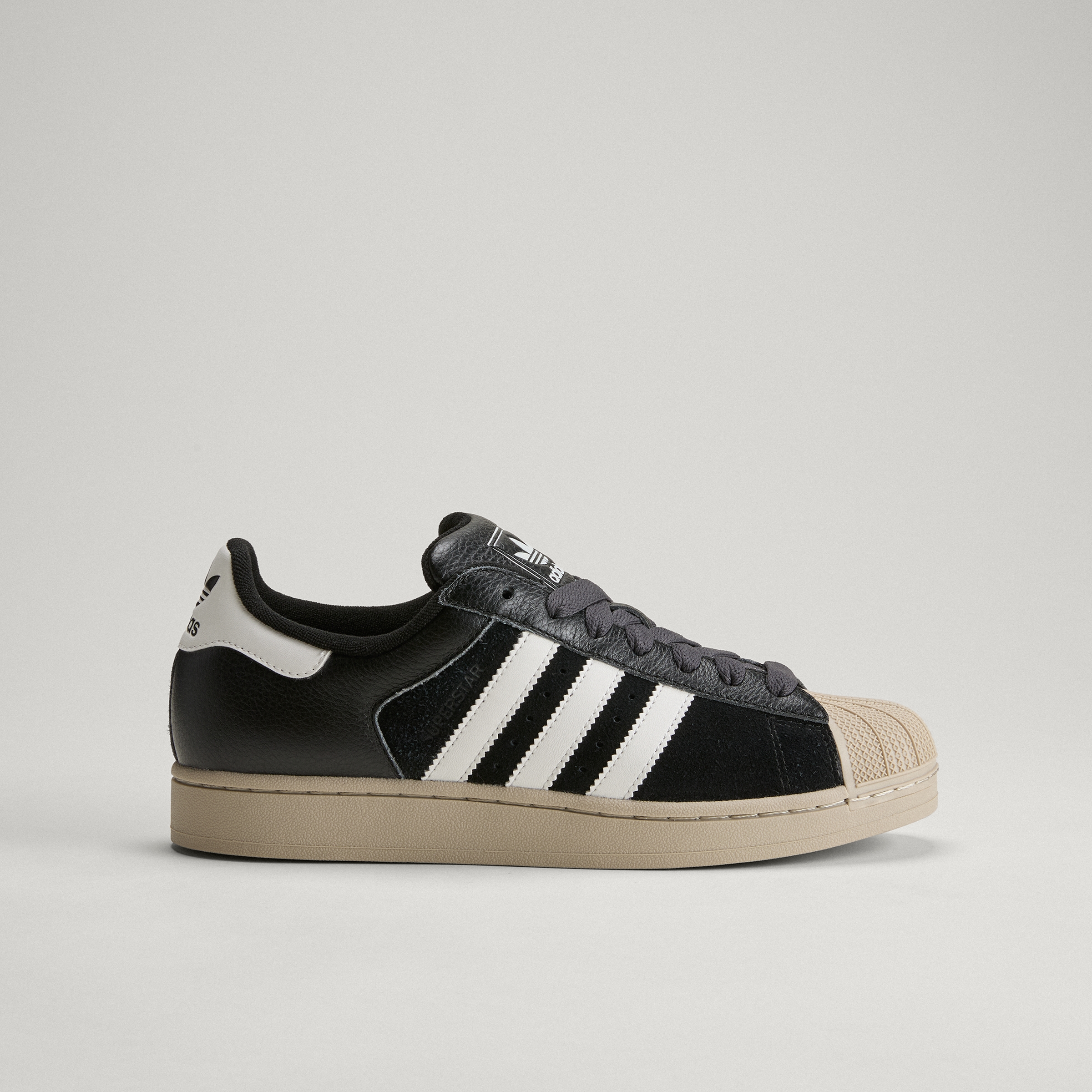 SUPERSTAR II CBLACK/CWHITE/KHATHR