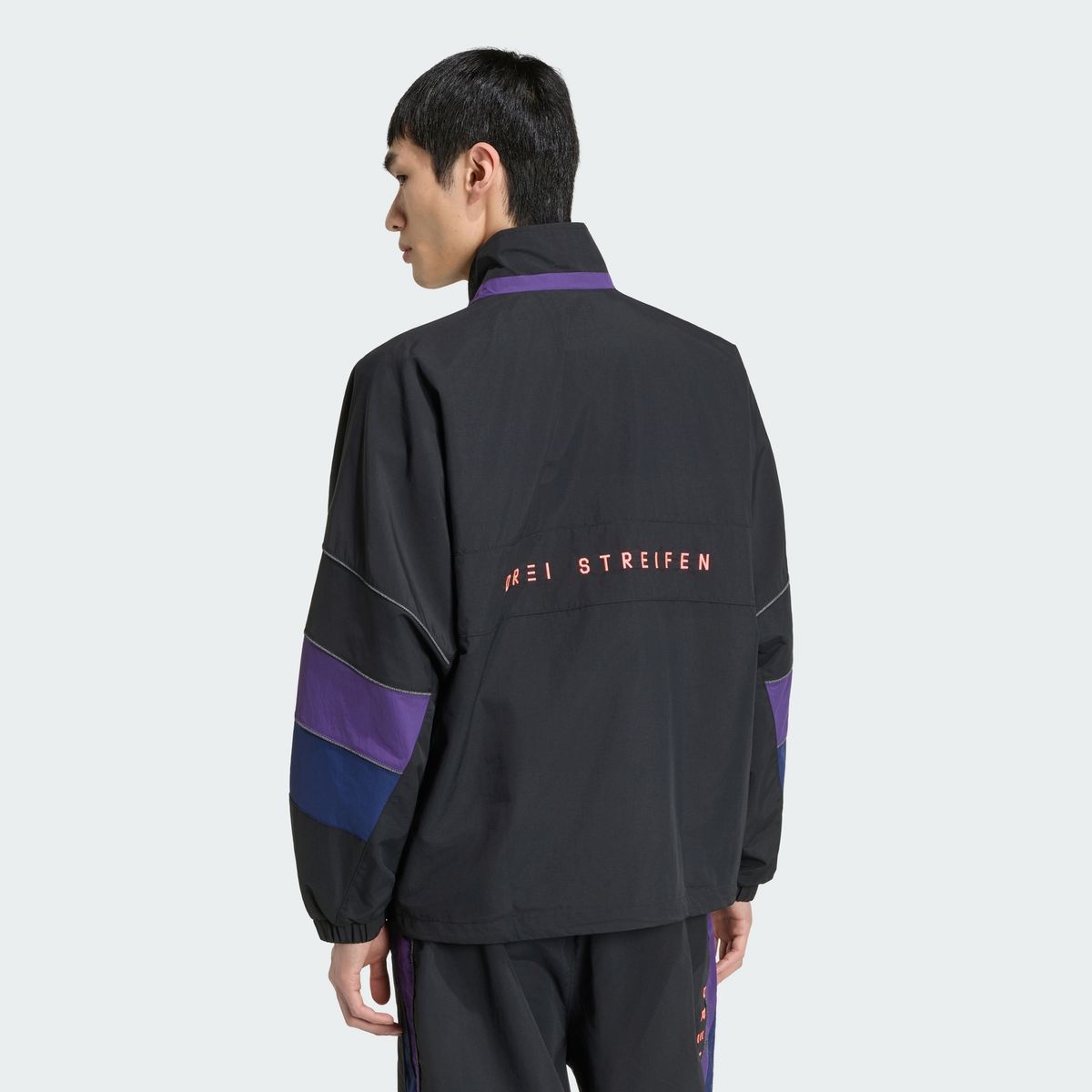 BL WOVEN JKT BLACK/VIOLET