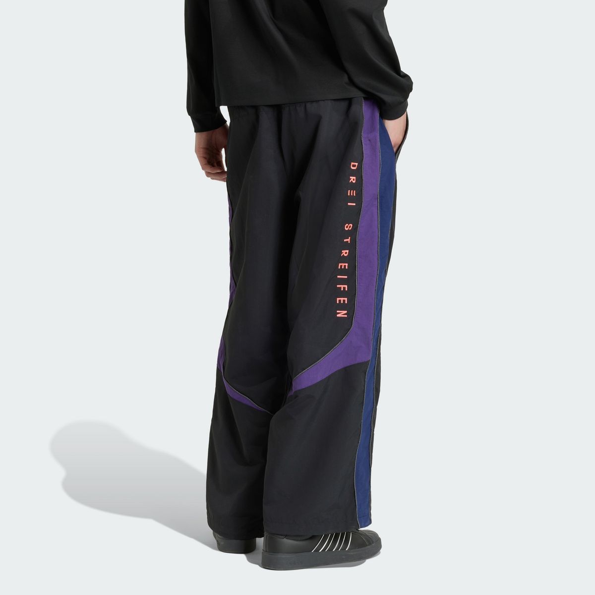 BL WOVEN PNT BLACK/VIOLET