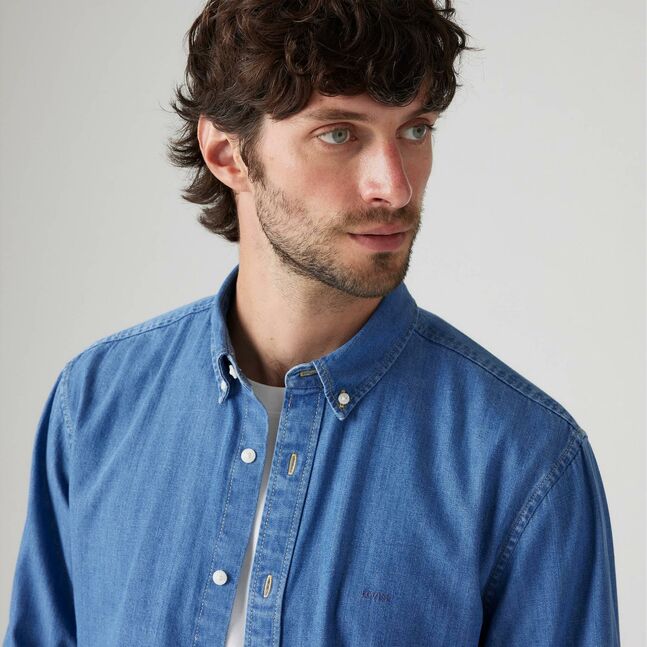 AUTHENTIC BUTTON DOWN