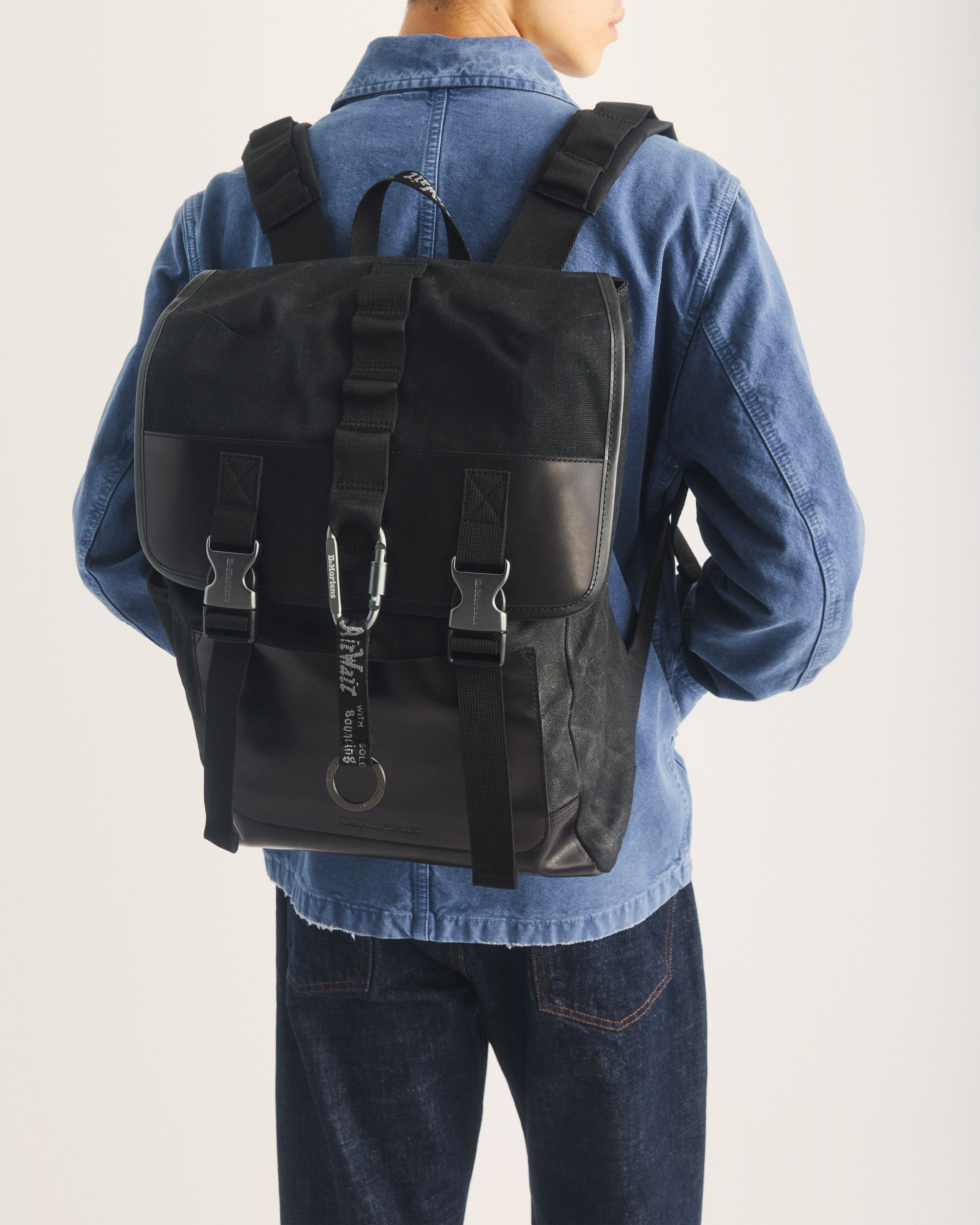 UTILITY BACKPACK BLACK WAXED CANVAS