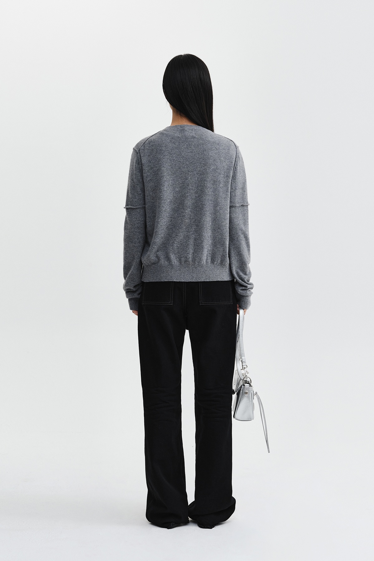 CASHMERE BLENDED CUTLINE ROUND CARDIGAN