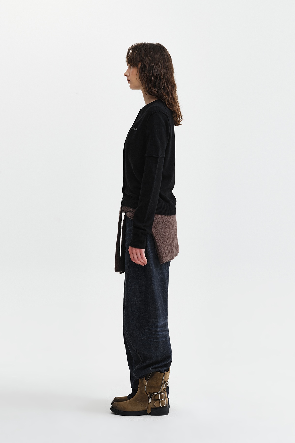 CASHMERE BLENDED CUTLINE ROUND CARDIGAN