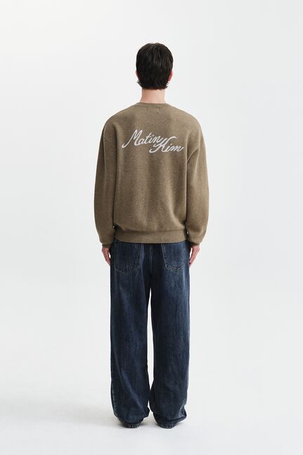 CALLIGRAPHY BACK LOGO KNIT PULLOVER