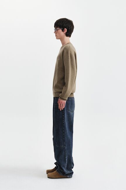 CALLIGRAPHY BACK LOGO KNIT PULLOVER