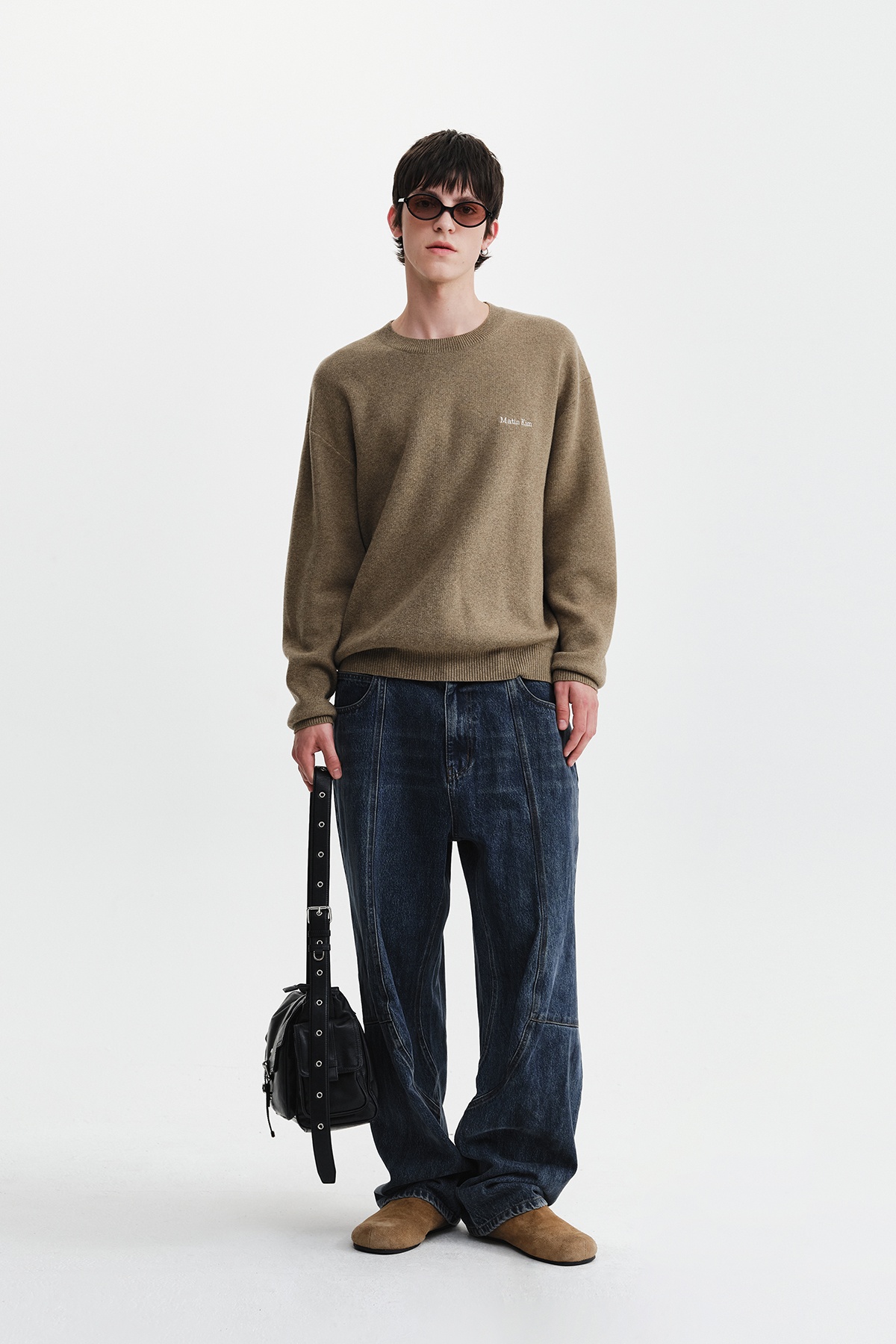 CALLIGRAPHY BACK LOGO KNIT PULLOVER