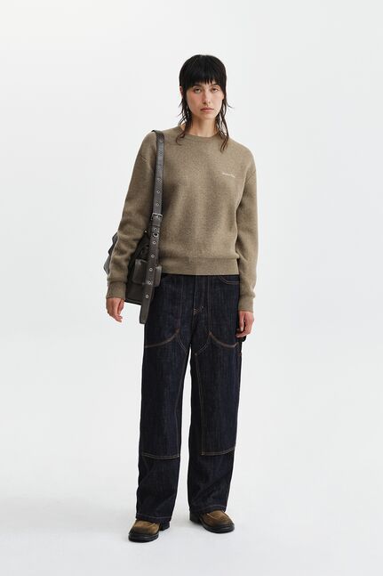 CALLIGRAPHY BACK LOGO KNIT PULLOVER