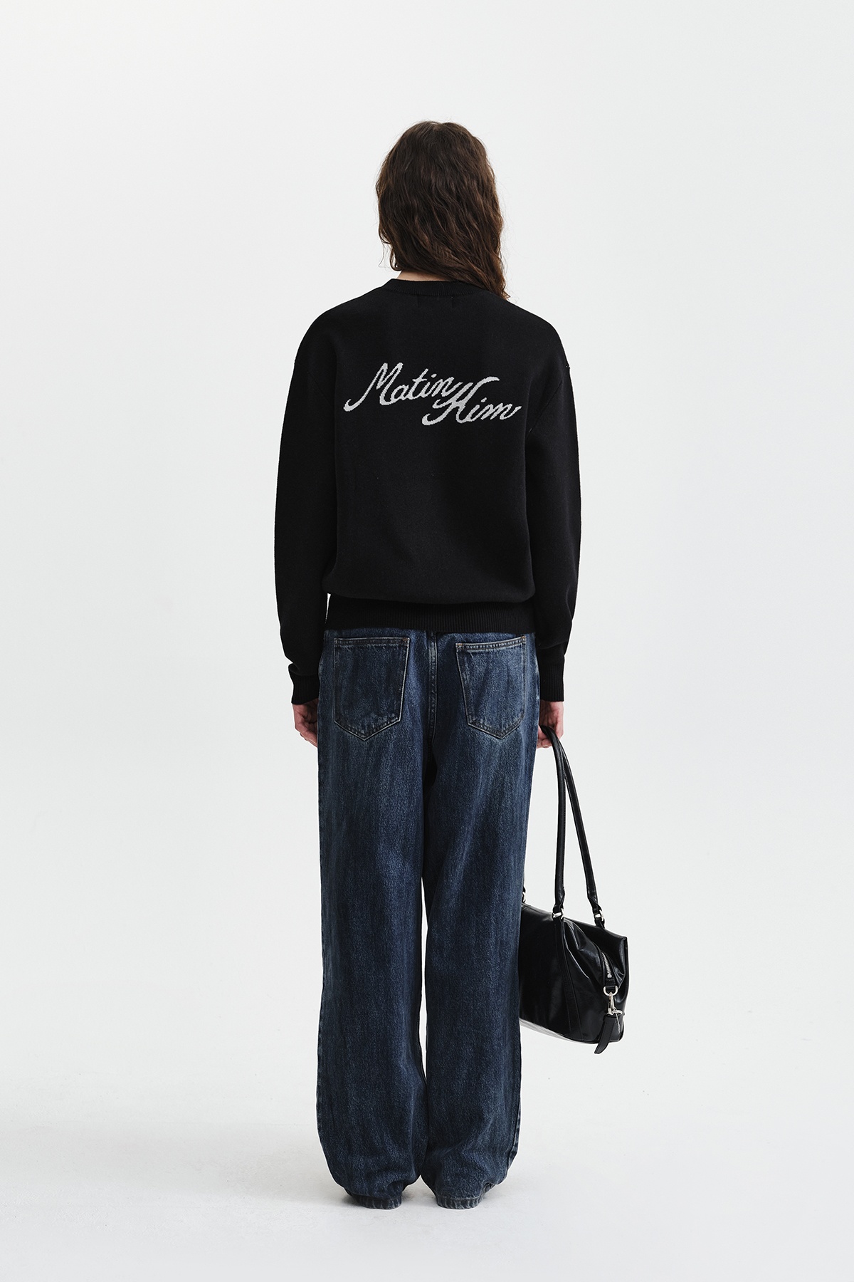 CALLIGRAPHY BACK LOGO KNIT PULLOVER
