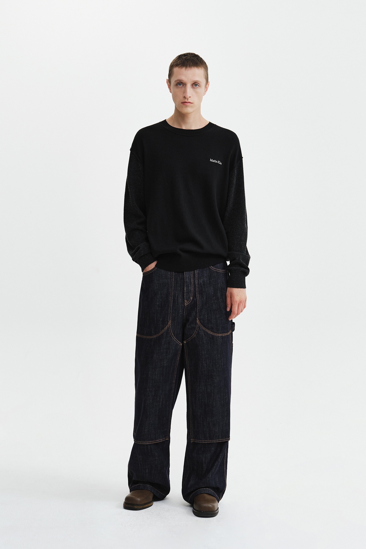 CALLIGRAPHY BACK LOGO KNIT PULLOVER
