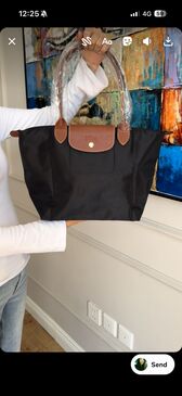 Longchamp M size