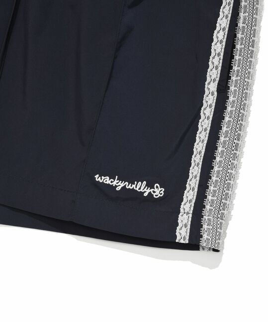 WOMEN’S LACE TRACK SHORTS