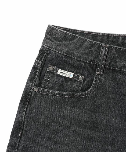 WOMEN’S APPLIQUE DENIM BERMUDA PANTS