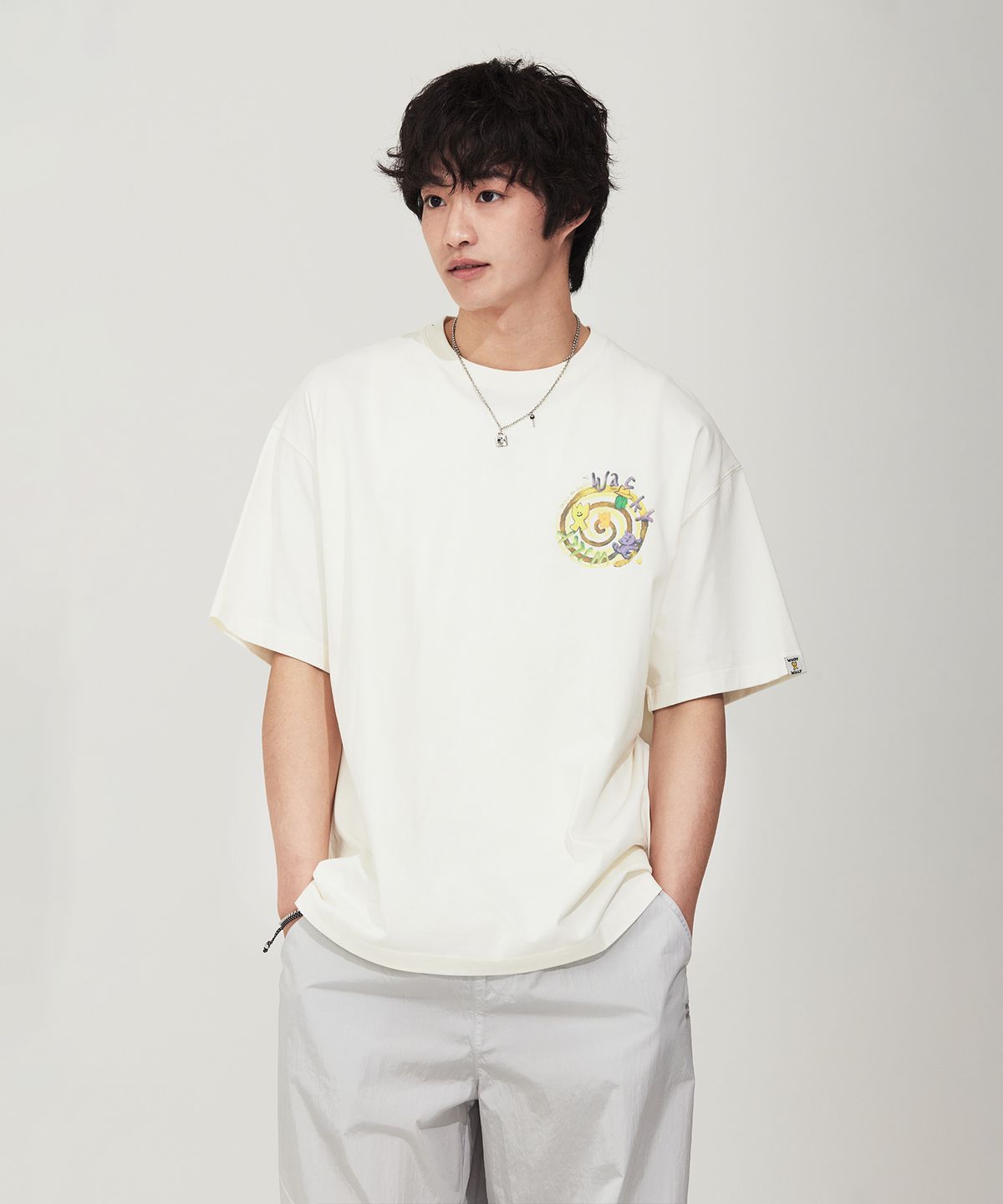 BACK MULTI-GRAPHIC T-SHIRT