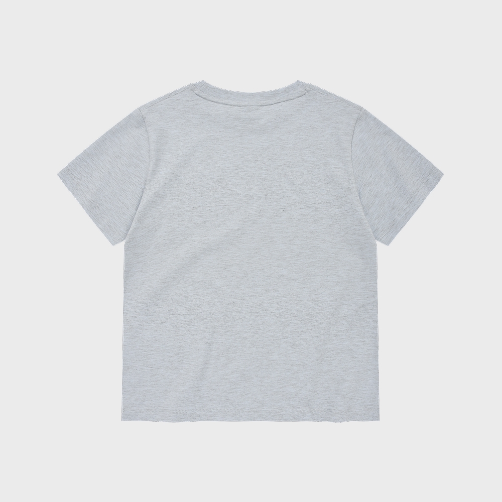 WOMEN’S LILY PATCH REGULAR-FIT T-SHIRT