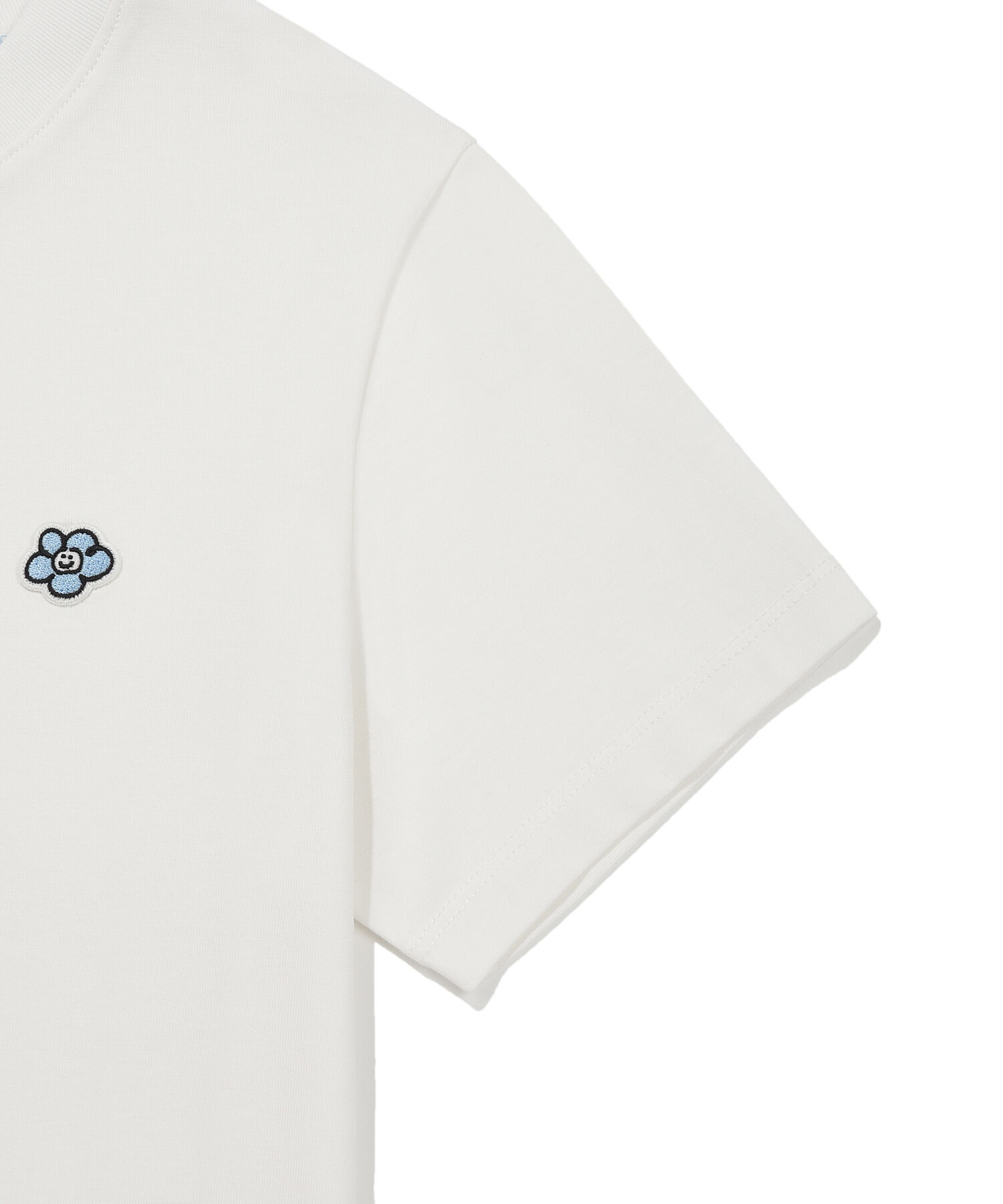 WOMEN’S LILY PATCH REGULAR-FIT T-SHIRT