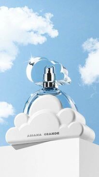 ☁️✨ ＡＲＩＡＮＡ  ＧＲＡＮＤＥ  ＣＬＯＵＤ ✨☁️