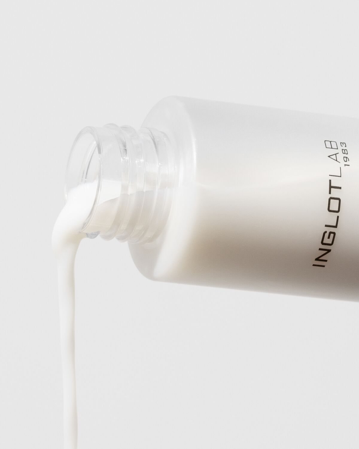INGLOT LAB MILKY TONING FACE MIST
