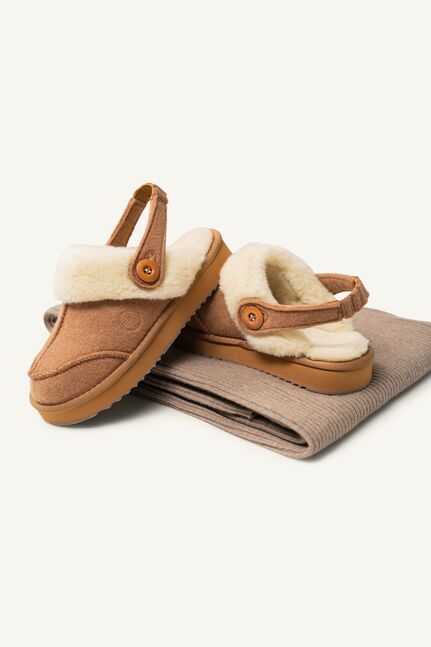 Cashmere slippers