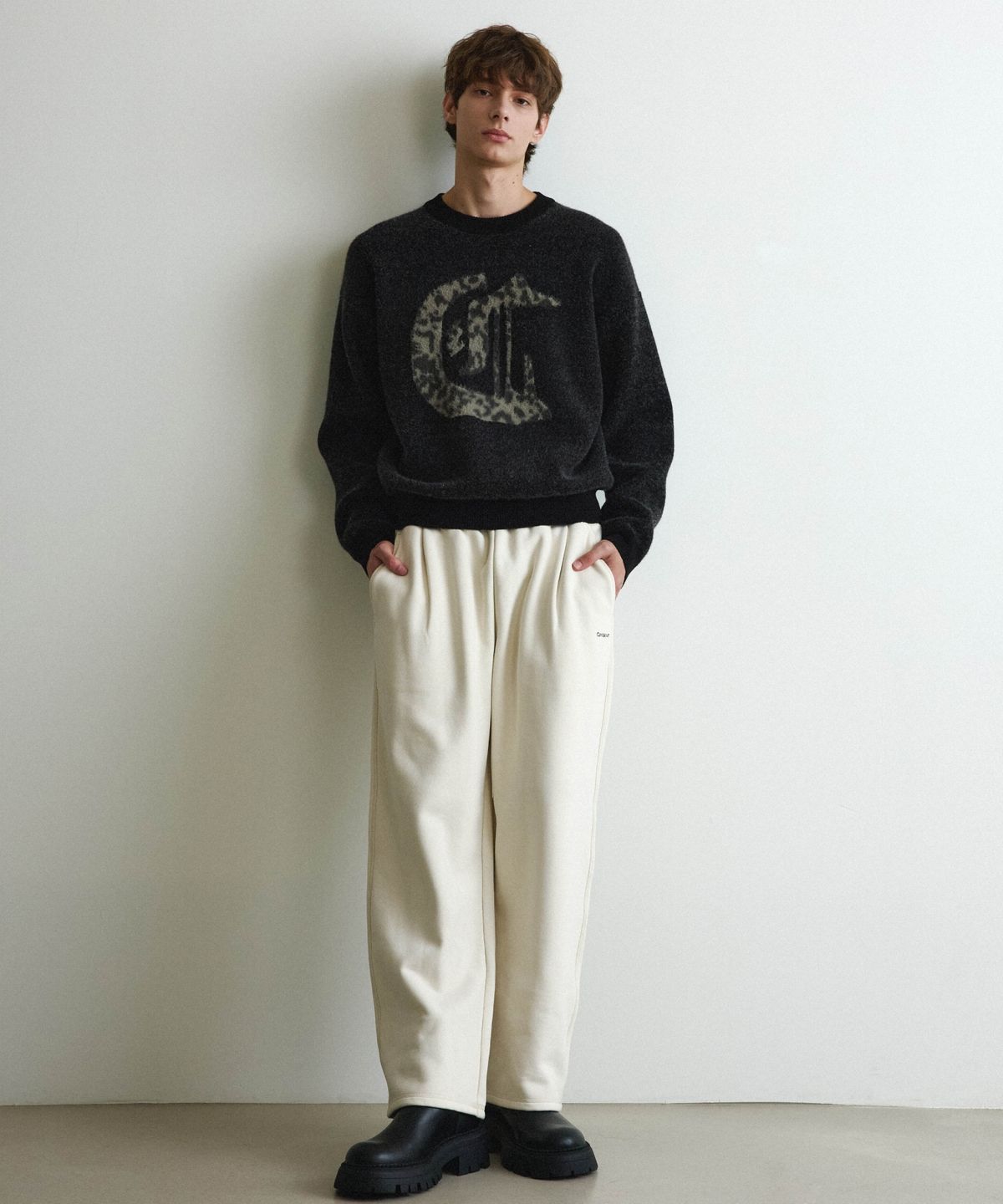 GOTHIC C LOGO KNIT