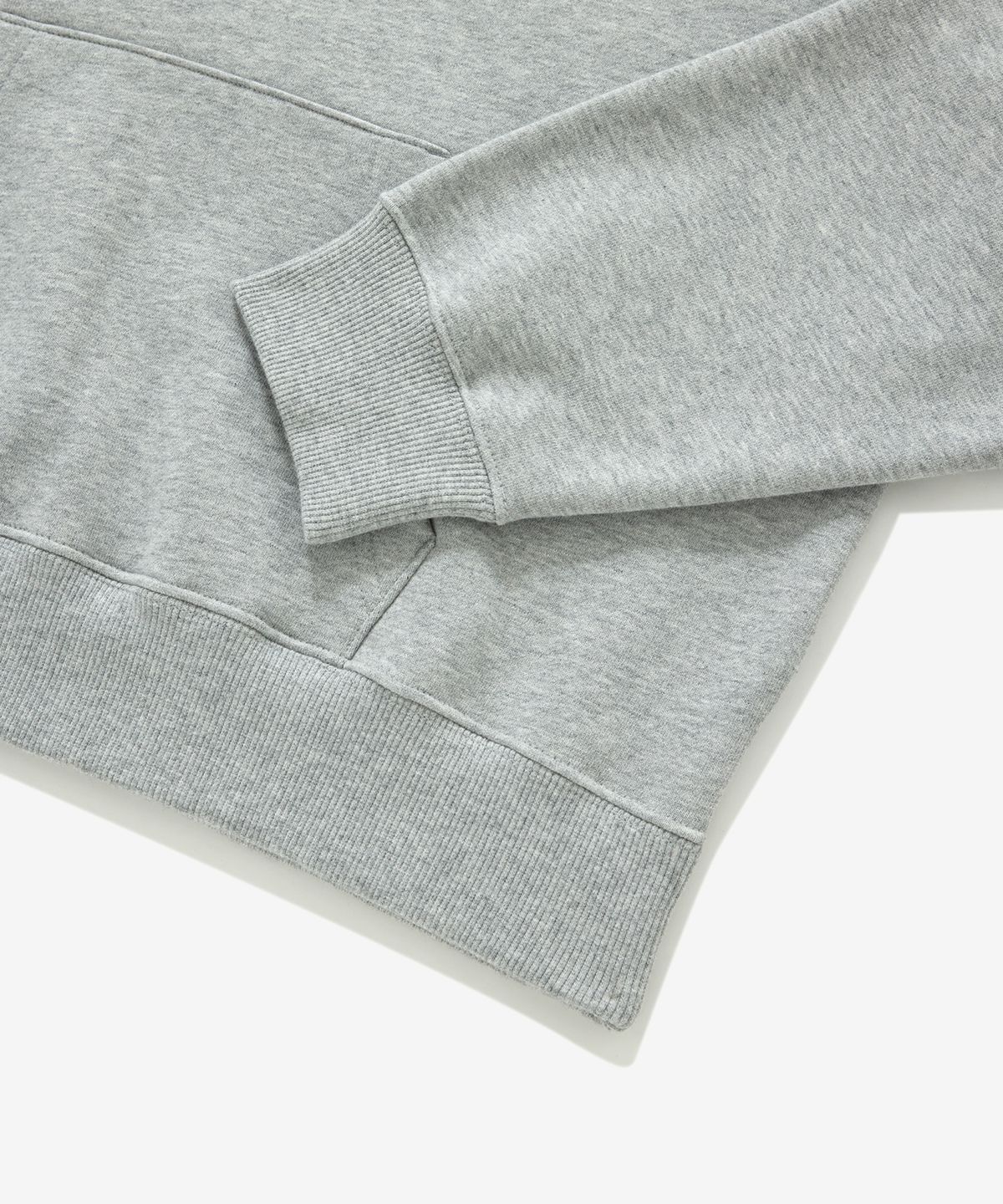 WOMEN C LOGO HOODIE