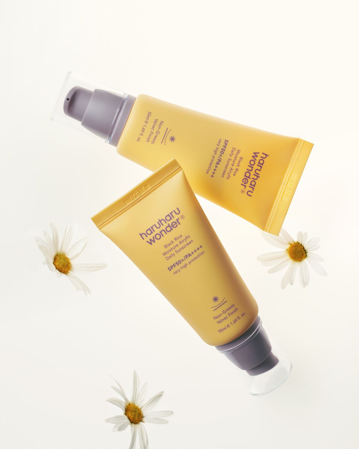 Haruharu Wonder Black Rice Moisture Airyfit Daily Sunscreen SPF50+/PA++++