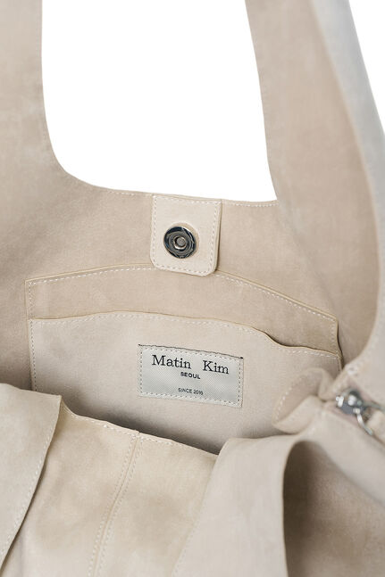 SIDE ZIP SUEDE SHOULDER BAG