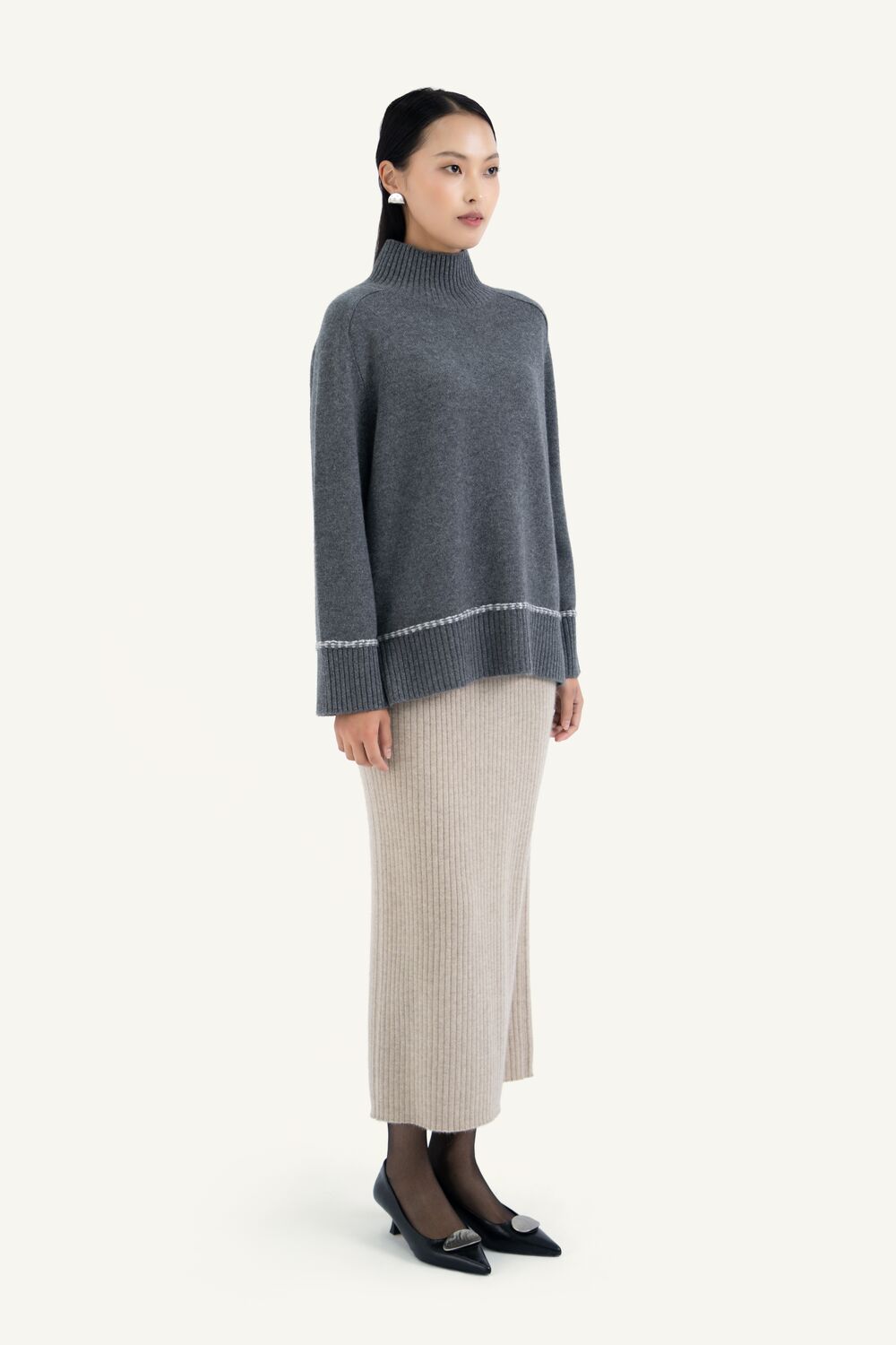 EMBRACE Sweater - 3