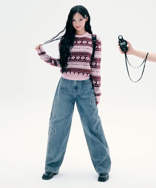 CURVED FIT DENIM PANTS