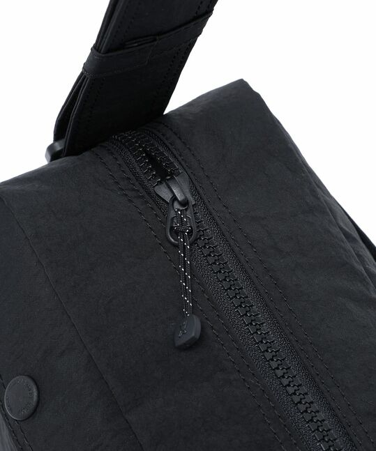 UNI TWO-POCKET CROSSBODY BAG