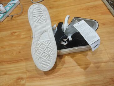 Converse