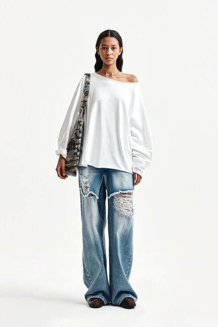 RAW HEM FINISHED BOAT NECK TOP