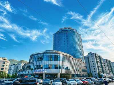 River tower салбар